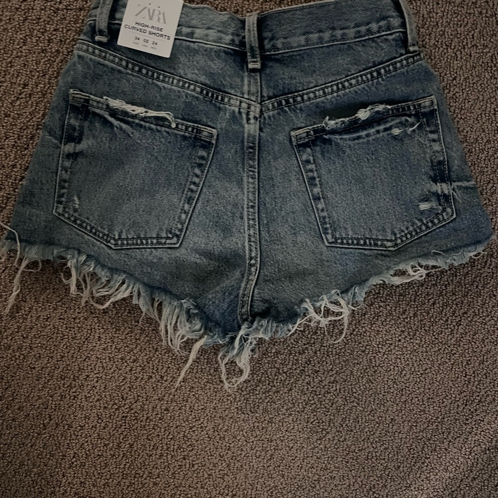 Zara high rise curved shorts